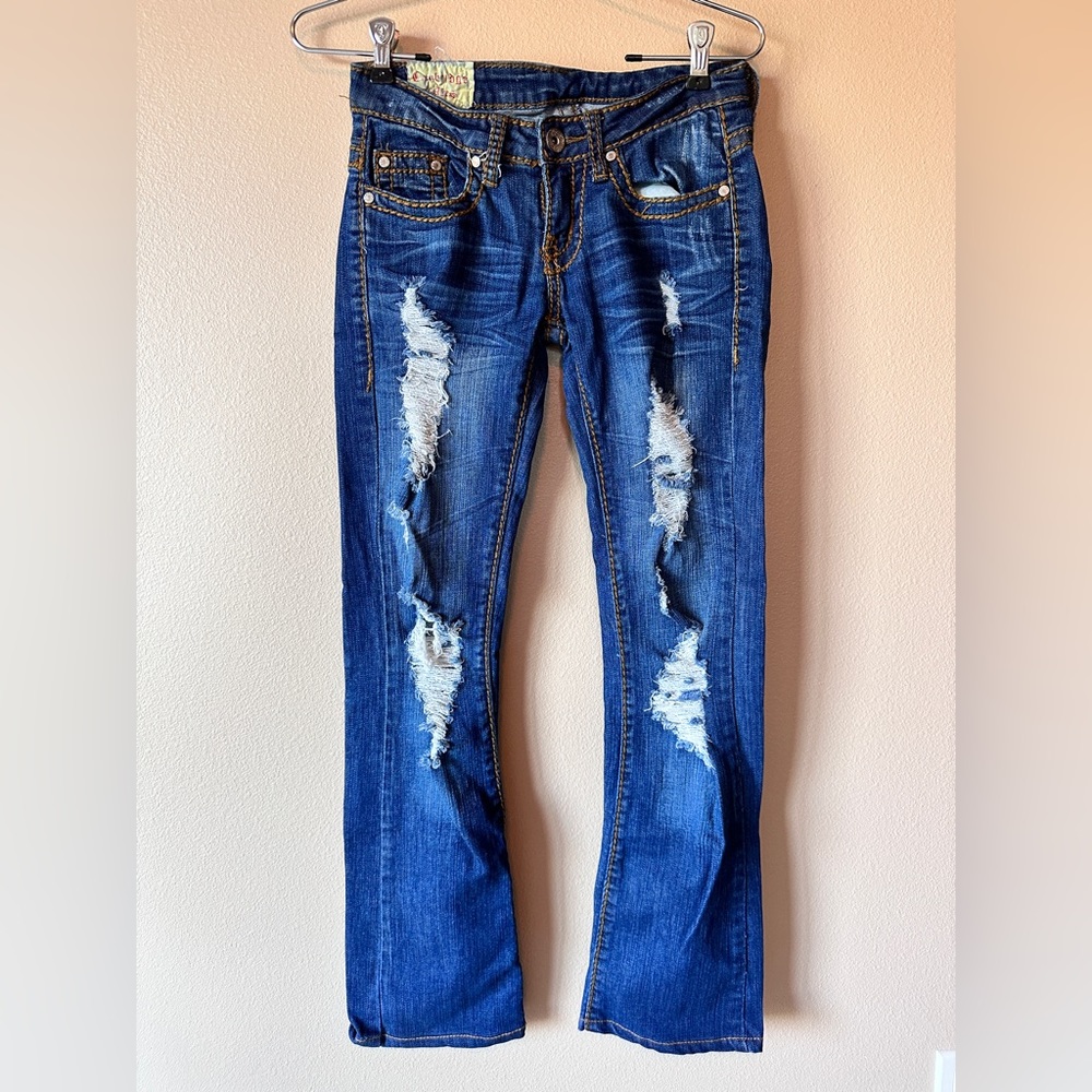 Davinci Jeans 27 but fits more like a 23-24